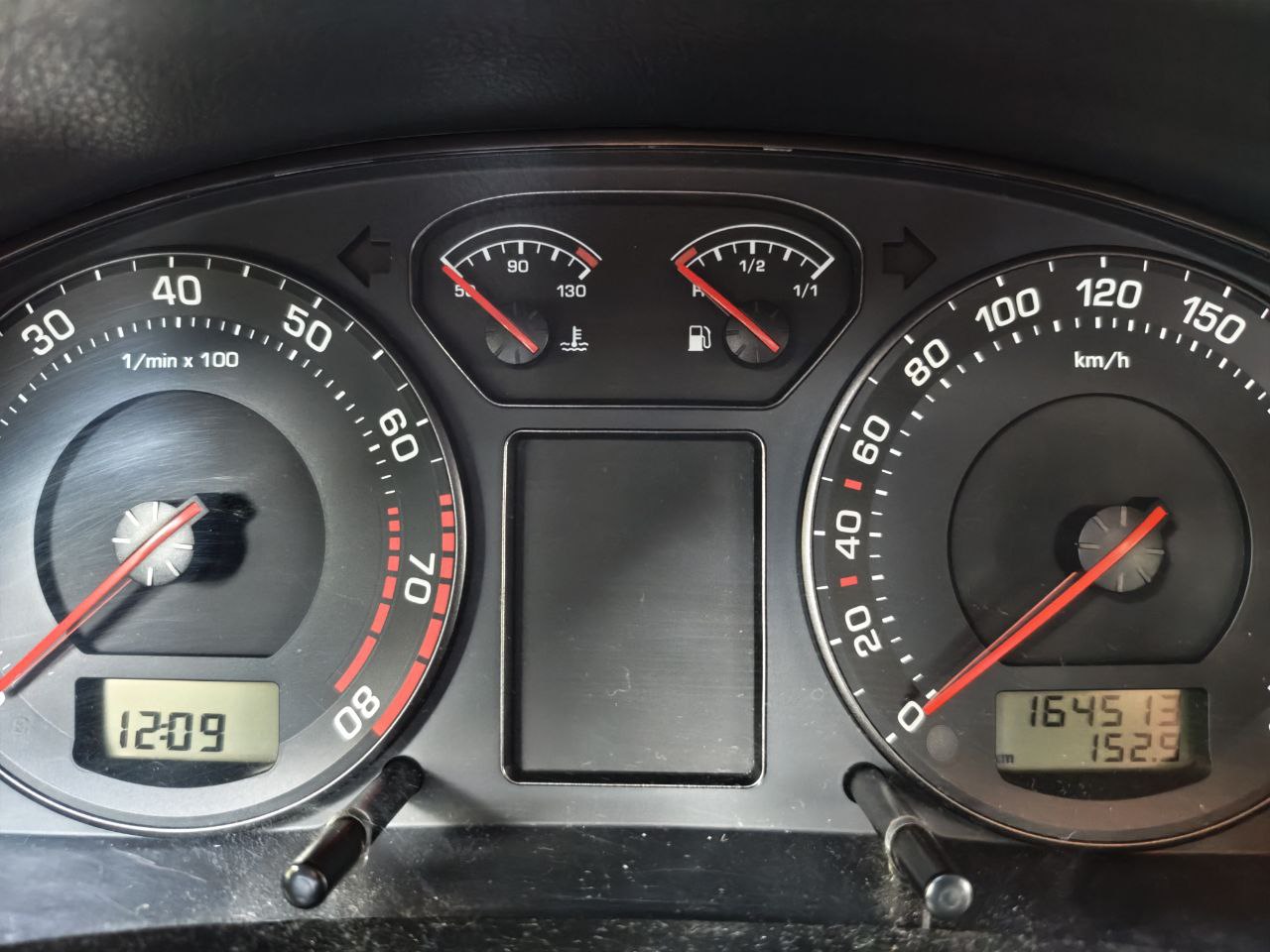 5913382317290802769